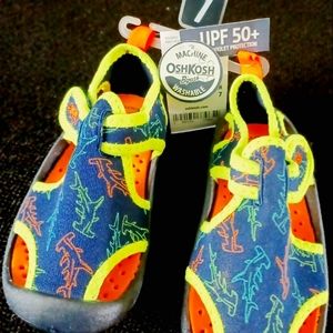 Toddler shoes Oshkosh sz7